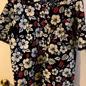 Detroit Hawaiian collared shirt